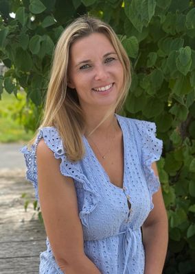 Nicole Kiefer